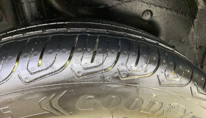 2015 Honda City 1.5L I-VTEC V MT, Petrol, Manual, 39,968 km, Right Rear Tyre Tread