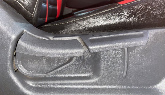 2022 Hyundai AURA S 1.2, CNG, Manual, 52,318 km, Driver Side Adjustment Panel