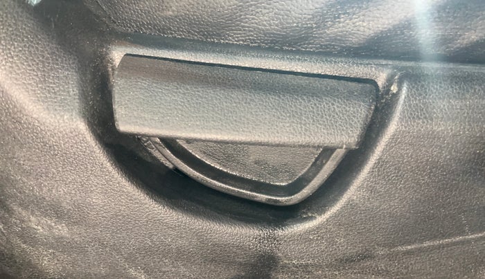 2019 Hyundai NEW SANTRO ERA, CNG, Manual, 60,023 km, Driver Side Adjustment Panel