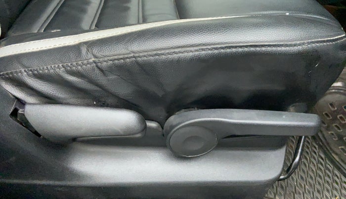 2016 Maruti Vitara Brezza ZDI, Diesel, Manual, 92,569 km, Driver Side Adjustment Panel