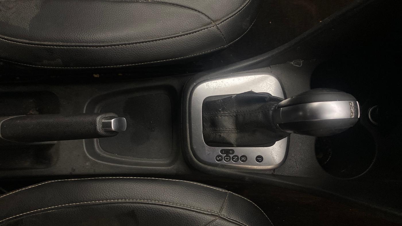 2019 Volkswagen Polo GT TSI AT, Petrol, Automatic, 81,851 km, Gear Lever