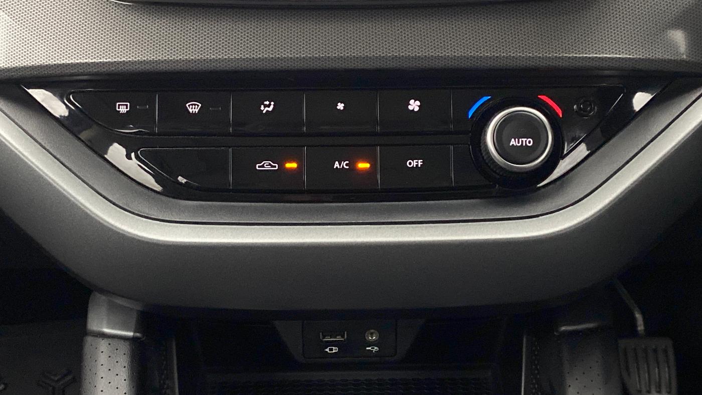 2021 Tata Harrier XZ+ DARK EDITION, Diesel, Manual, 27,011 km, Automatic Climate Control