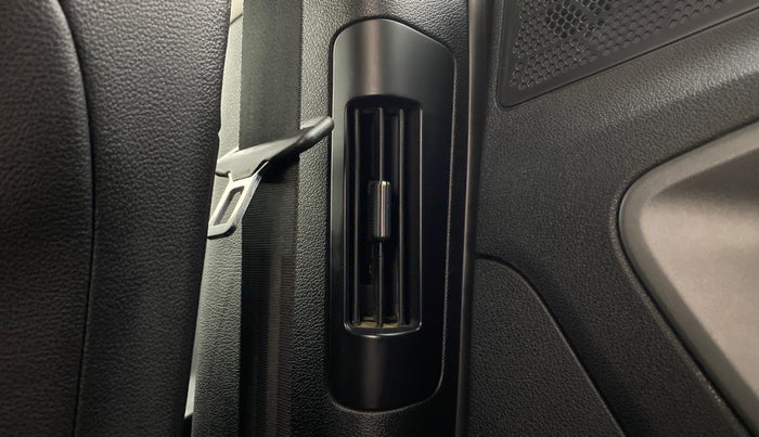 2021 Tata Harrier XZ+ DARK EDITION, Diesel, Manual, 27,011 km, Rear AC Vents