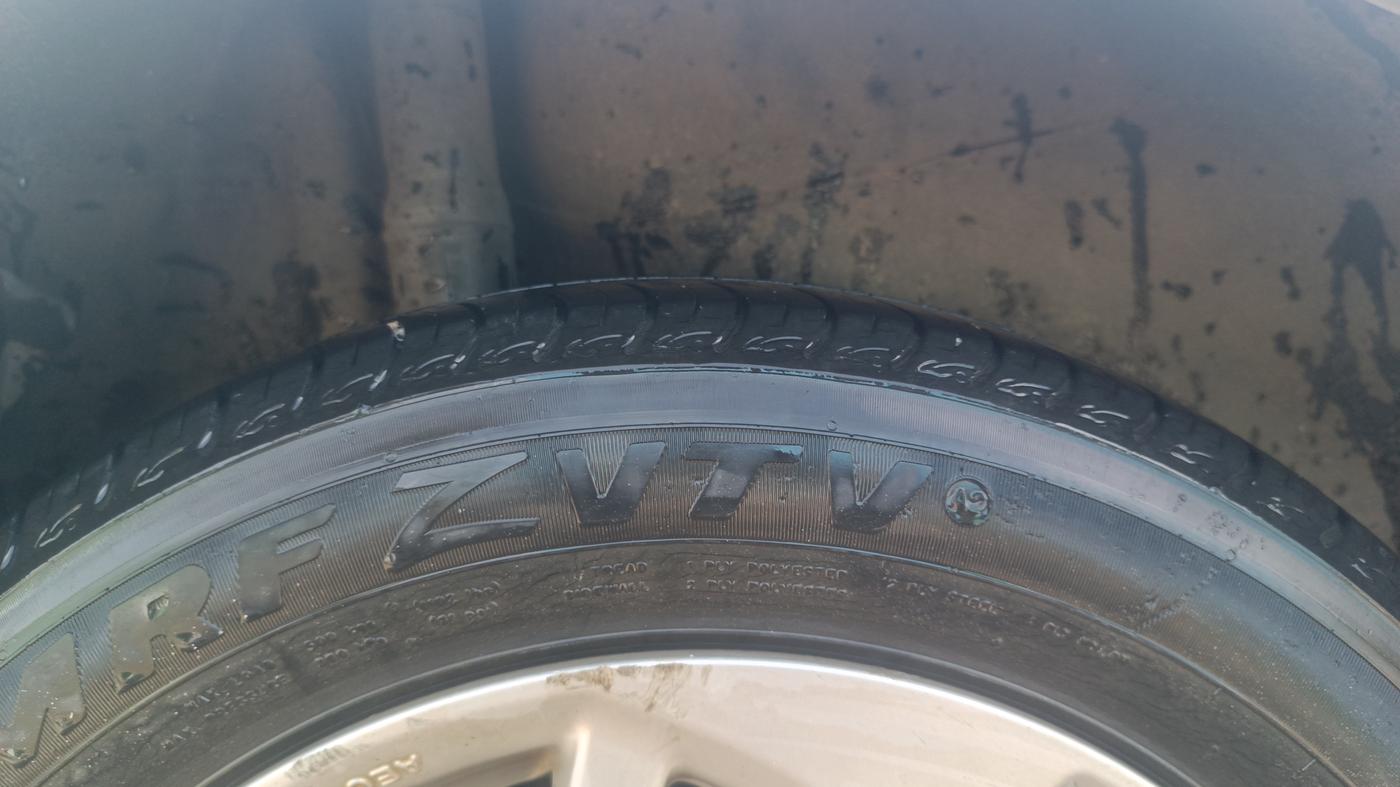 2015 Honda Jazz 1.2L I-VTEC V AT, Petrol, Automatic, 77,421 km, Right Rear Tyre Tread