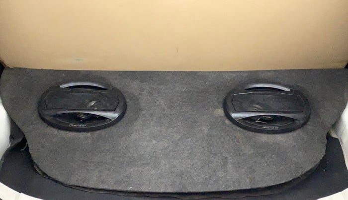 2016 Hyundai Eon ERA +, Petrol, Manual, 56,708 km, Infotainment system - Rear speakers missing / not working
