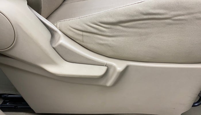 2021 Maruti Ertiga VXI AT SHVS, Petrol, Automatic, 37,477 km, Driver Side Adjustment Panel