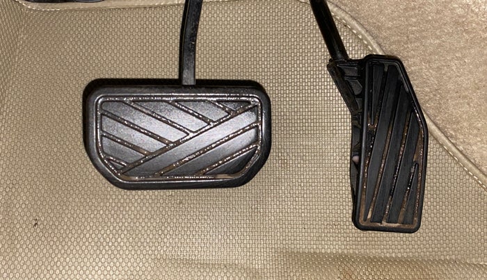 2021 Maruti Ertiga VXI AT SHVS, Petrol, Automatic, 37,477 km, Pedals