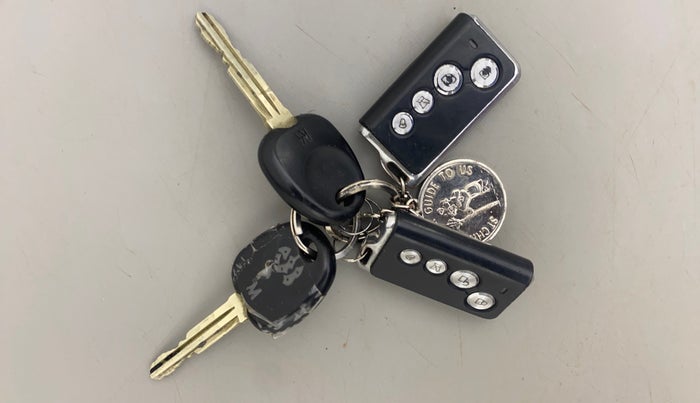 2014 Hyundai Eon ERA +, Petrol, Manual, 73,078 km, Key Close Up