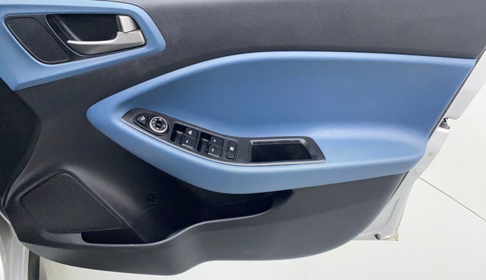 2016 Hyundai i20 Active 1.4 S, Diesel, Manual, 53,600 km, Driver Side Door Panels Control