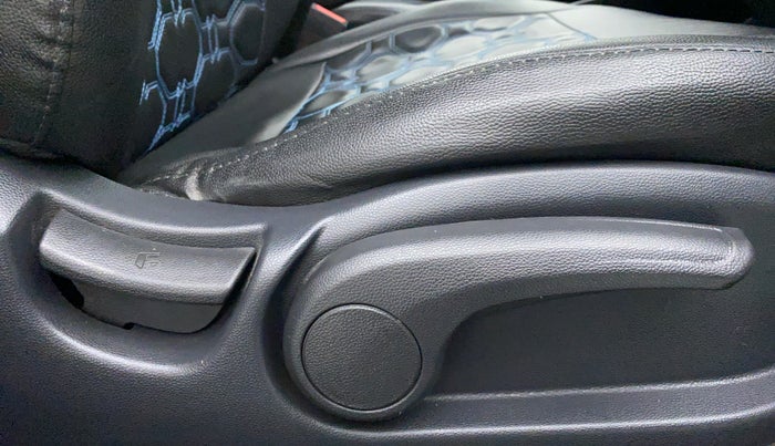 2016 Hyundai i20 Active 1.4 S, Diesel, Manual, 53,600 km, Driver Side Adjustment Panel