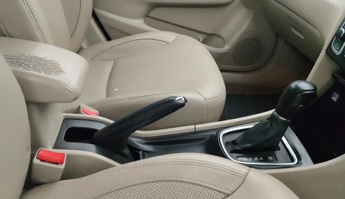 2018 Maruti Ciaz ALPHA  AT 1.4  PETROL, Petrol, Automatic, 1,19,600 km, Gear Lever