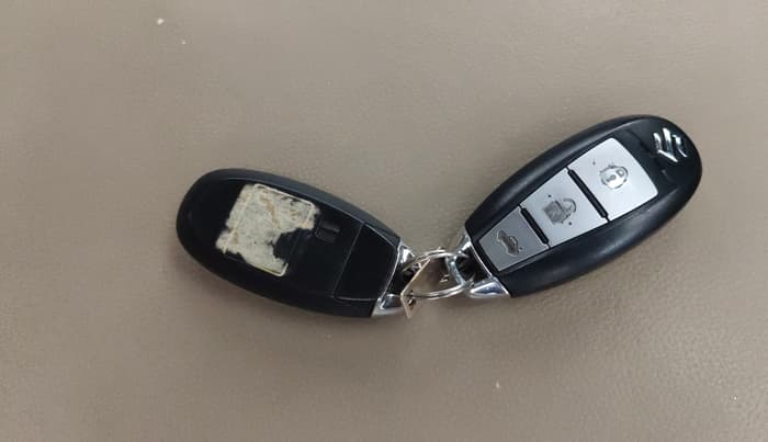 2018 Maruti Ciaz ALPHA  AT 1.4  PETROL, Petrol, Automatic, 1,19,600 km, Key Close Up