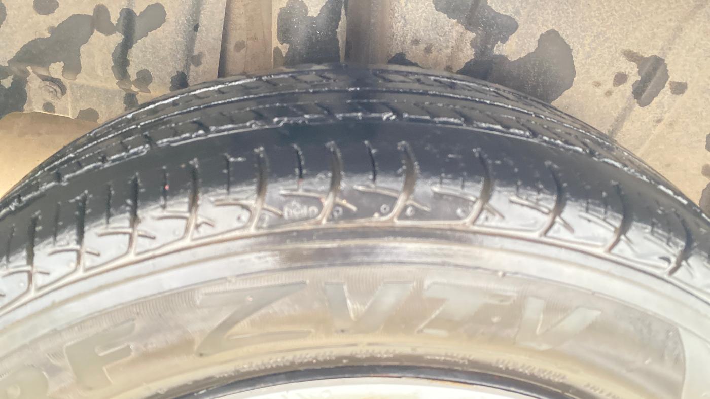 2020 Maruti Ertiga VXI AT SHVS, Petrol, Automatic, 1,35,967 km, Right Rear Tyre Tread