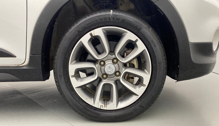 2017 Hyundai i20 Active 1.4 SX, Diesel, Manual, 52,961 km, Right Front Wheel