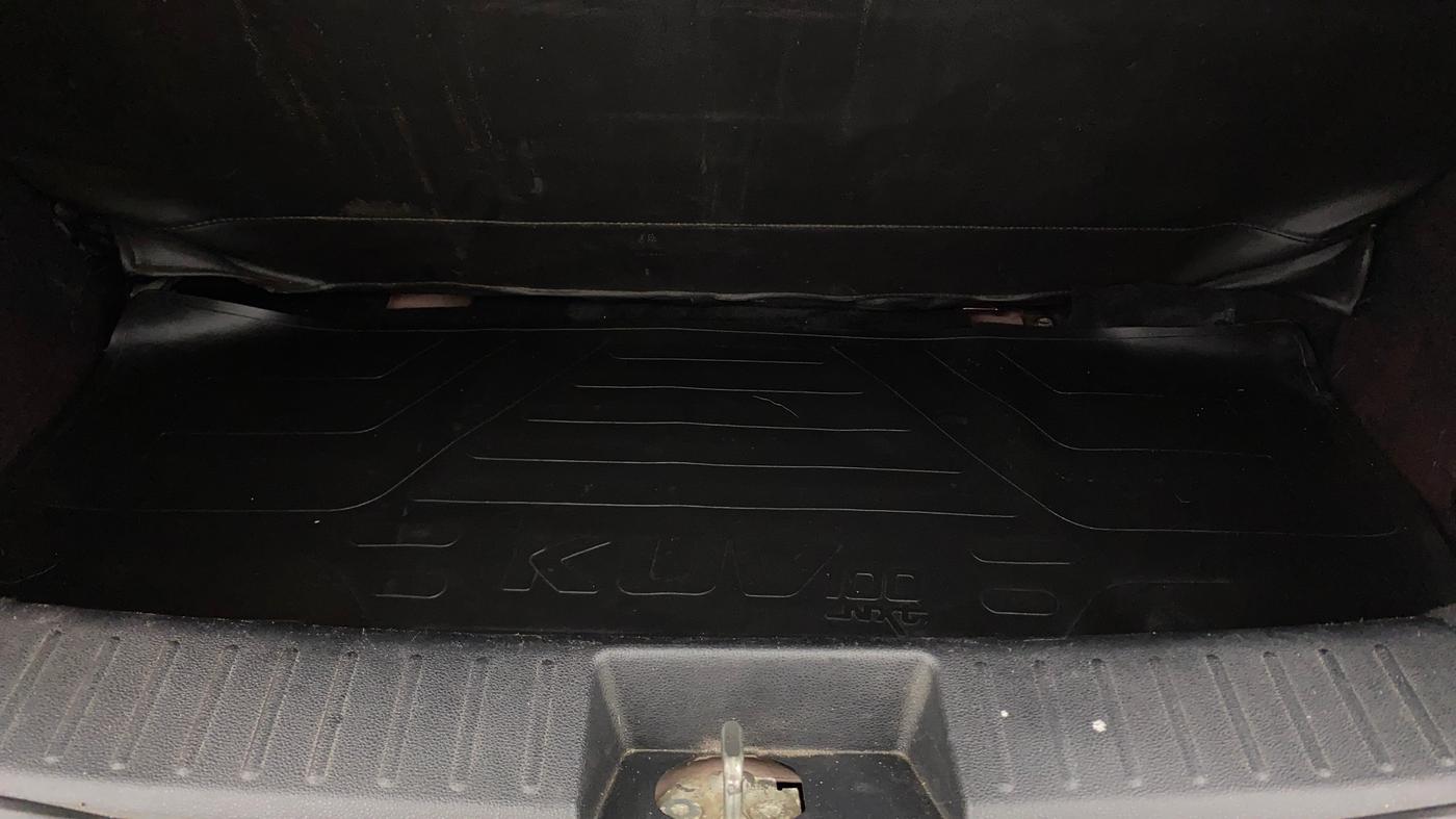 2018 Mahindra KUV 100 NXT K8 P 6 STR, Petrol, Manual, 33,801 km, Boot Inside