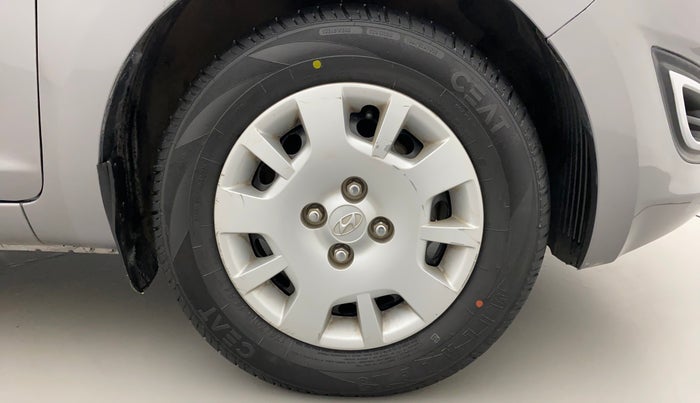 2012 Hyundai i20 MAGNA 1.2, Petrol, Manual, 24,965 km, Right Front Wheel
