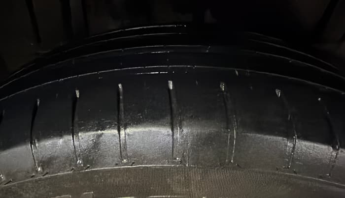 2019 Maruti XL6 ZETA AT, Petrol, Automatic, 62,039 km, Right Rear Tyre Tread