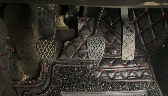 2023 MG ASTOR STYLE 1.5 MT, Petrol, Manual, 22,418 km, Pedals