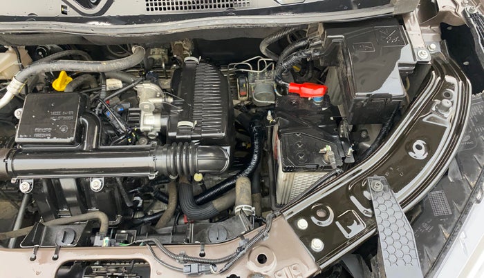 2024 Nissan MAGNITE XV PREMIUM, Petrol, Manual, 12,372 km, Engine View - Left