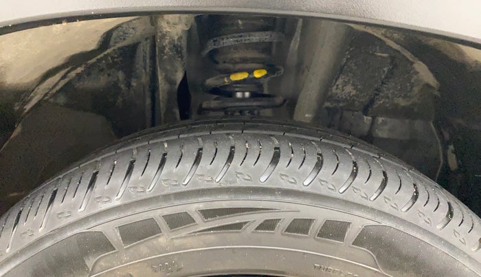 2024 Nissan MAGNITE XV PREMIUM, Petrol, Manual, 12,372 km, Right Front Tyre Tread