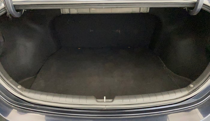 2021 Hyundai Verna SX (O) 1.5 CRDI, Diesel, Manual, 26,742 km, Boot Inside