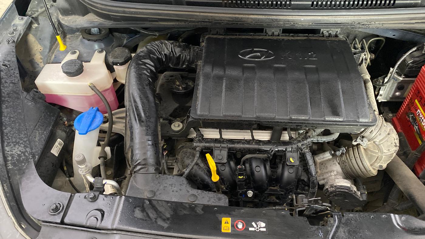2022 Hyundai GRAND I10 NIOS SPORTZ AMT 1.2 KAPPA VTVT, Petrol, Automatic, 3,852 km, Engine View - Right