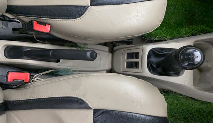 2019 Maruti Alto VXI, Petrol, Manual, 66,530 km, Gear Lever