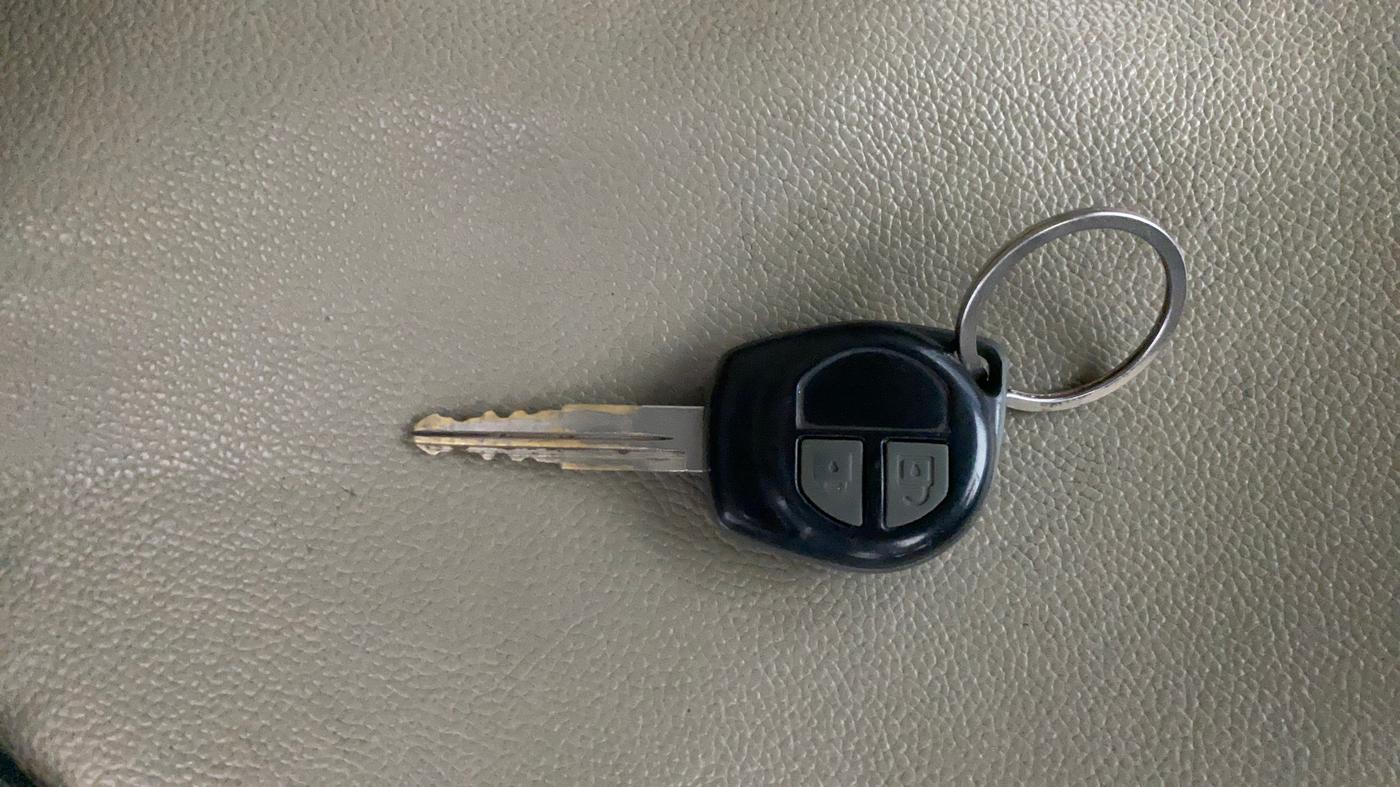 2019 Maruti Alto VXI, Petrol, Manual, 66,530 km, Key Close Up