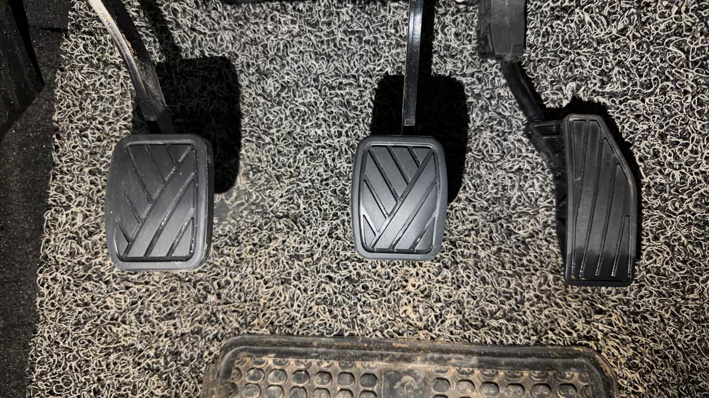 2023 Maruti Swift VXI, Petrol, Manual, 59,011 km, Pedals