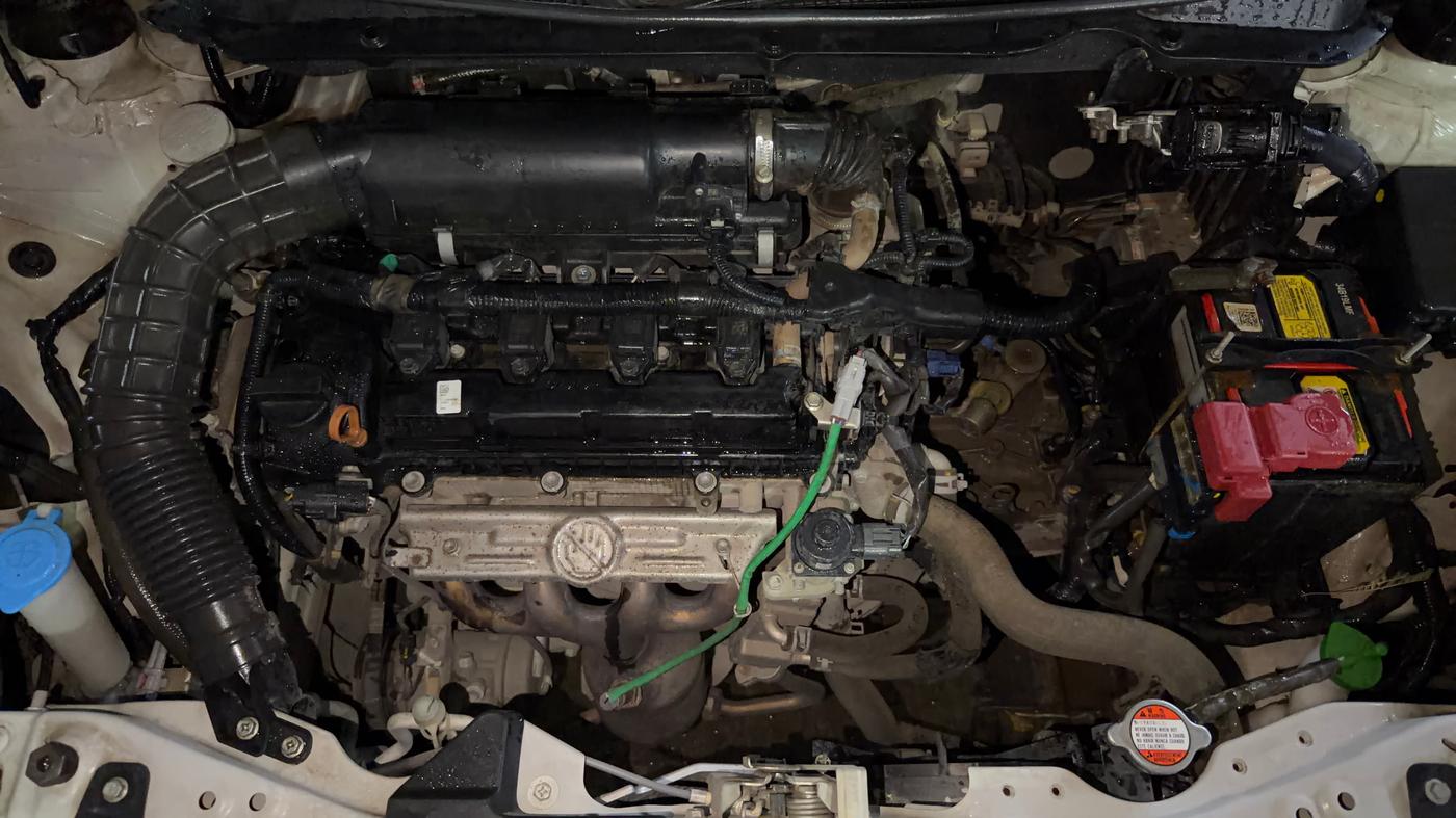 2023 Maruti Swift VXI, Petrol, Manual, 59,011 km, Engine View