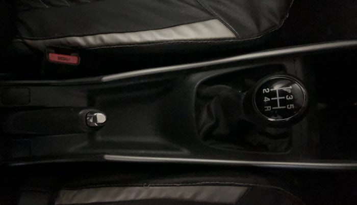 2017 Maruti Baleno DELTA PETROL 1.2, Petrol, Manual, 60,786 km, Gear Lever