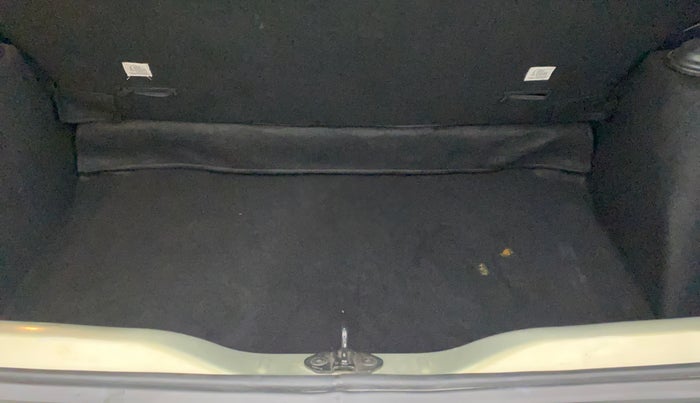 2022 Tata PUNCH CREATIVE 1.2 MT KAZIRANGA EDITION , Petrol, Manual, 31,513 km, Boot Inside