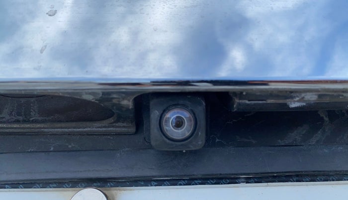 2018 Honda WR-V 1.5L I-DTEC VX MT, Diesel, Manual, 1,24,180 km, Parking Camera