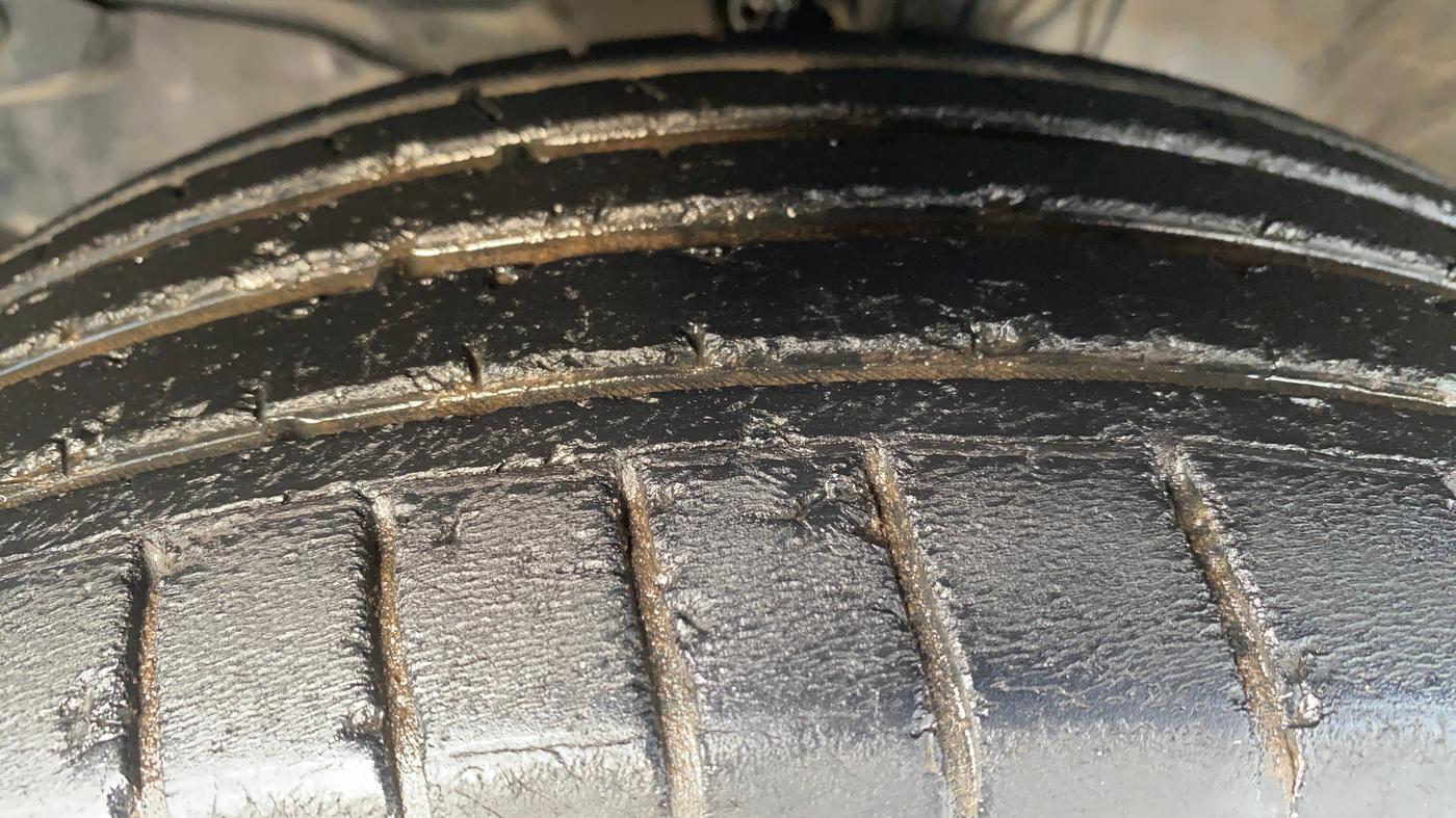 2018 Honda WR-V 1.5L I-DTEC VX MT, Diesel, Manual, 1,24,180 km, Left Front Tyre Tread