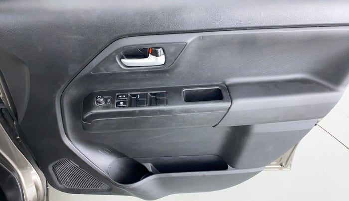 2020 Maruti New Wagon-R ZXI 1.2 old, Petrol, Manual, 12,418 km, Driver Side Door Panels Control