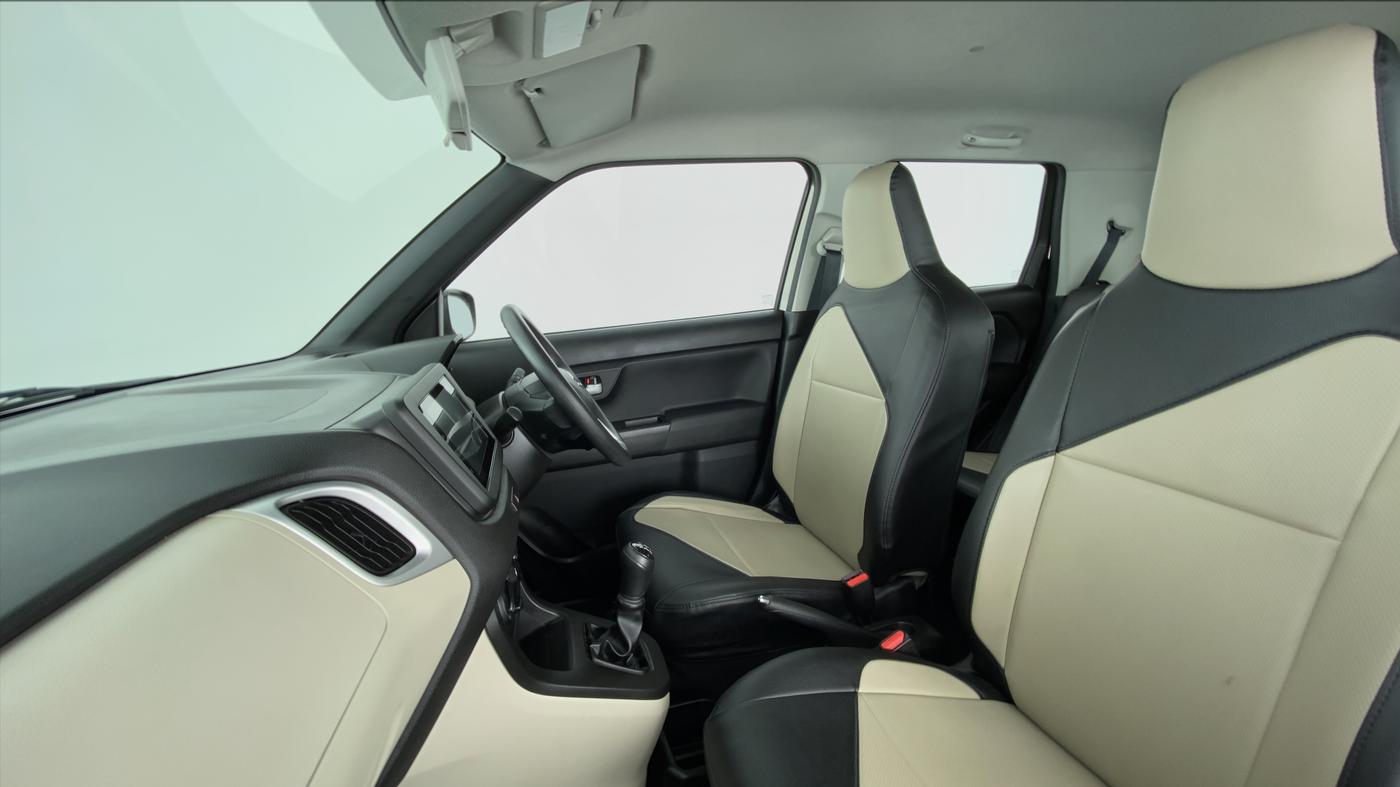 2020 Maruti New Wagon-R ZXI 1.2 old, Petrol, Manual, 12,418 km, Right Side Front Door Cabin