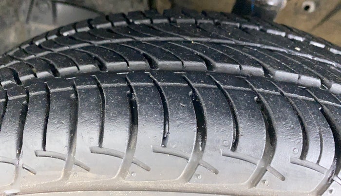 2020 Maruti New Wagon-R ZXI 1.2 old, Petrol, Manual, 12,418 km, Left Front Tyre Tread