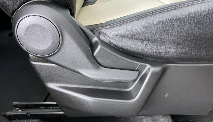 2020 Maruti New Wagon-R ZXI 1.2 old, Petrol, Manual, 12,418 km, Driver Side Adjustment Panel