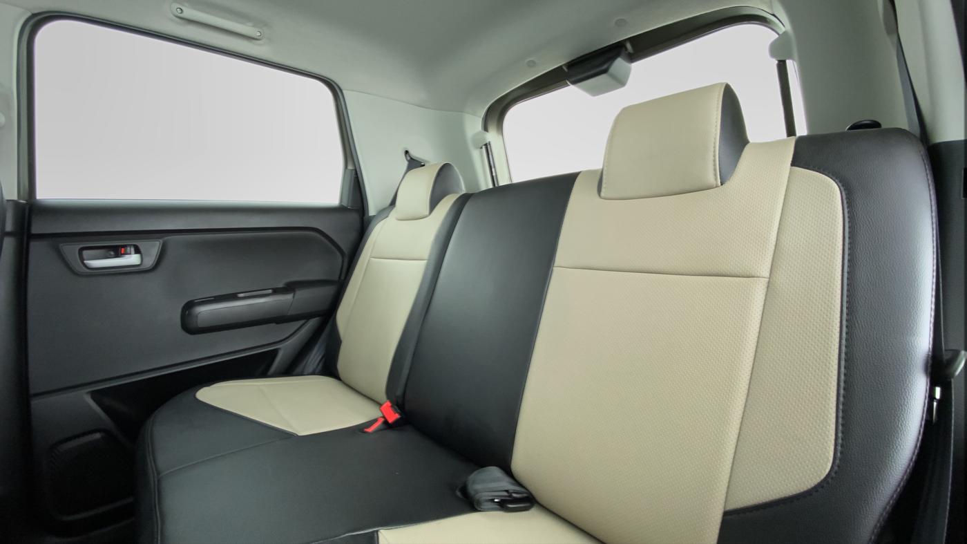 2020 Maruti New Wagon-R ZXI 1.2 old, Petrol, Manual, 12,418 km, Right Side Rear Door Cabin