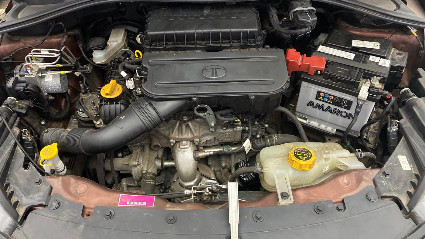 2025 Tata Tiago XZA, Petrol, Automatic, 13,183 km, Engine View