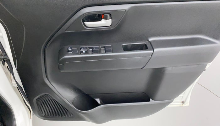 2022 Maruti New Wagon-R VXI (O) 1.0 AMT , Petrol, Automatic, 14,338 km, Driver Side Door Panels Control