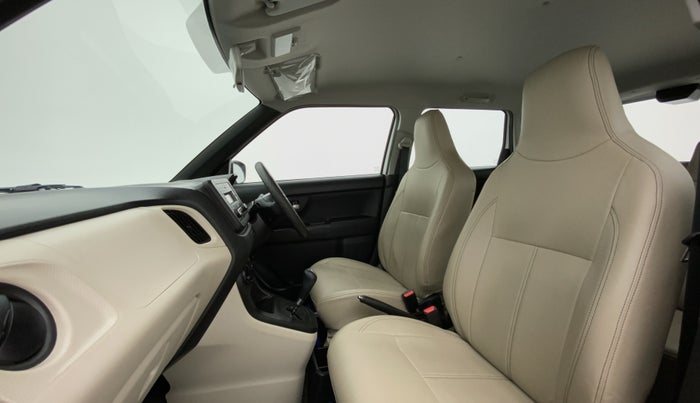 2022 Maruti New Wagon-R VXI (O) 1.0 AMT , Petrol, Automatic, 14,338 km, Right Side Front Door Cabin