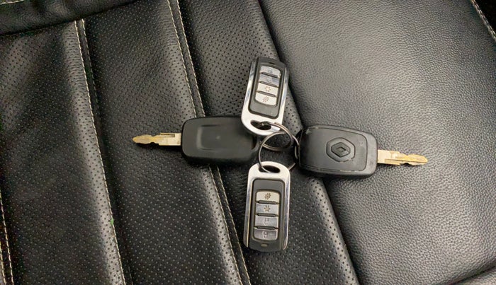 2017 Renault Kwid RXL 1.0, Petrol, Manual, 28,839 km, Key Close Up