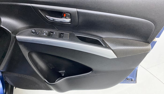 2018 Maruti S Cross ALPHA SHVS, Diesel, Manual, 73,129 km, Driver Side Door Panels Control