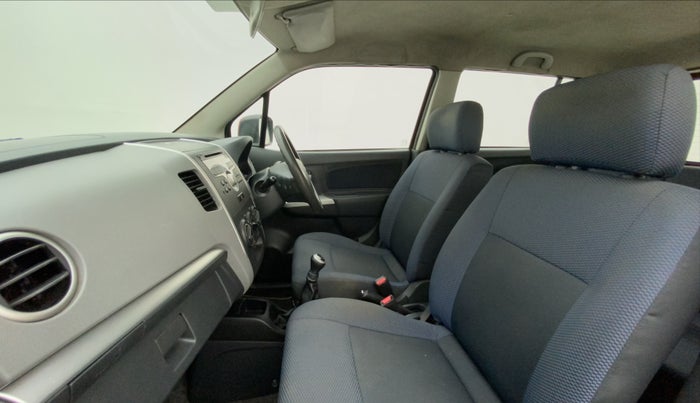 2011 Maruti Wagon R 1.0 VXI, Petrol, Manual, 1,16,570 km, Right Side Front Door Cabin