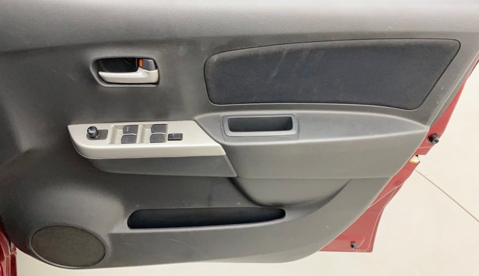 2011 Maruti Wagon R 1.0 VXI, Petrol, Manual, 1,16,570 km, Driver Side Door Panels Control