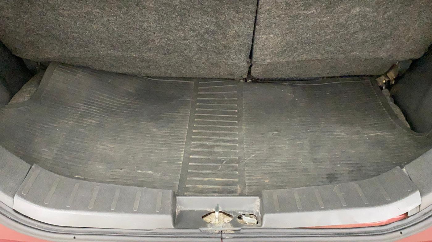 2011 Maruti Wagon R 1.0 VXI, Petrol, Manual, 1,16,570 km, Boot Inside