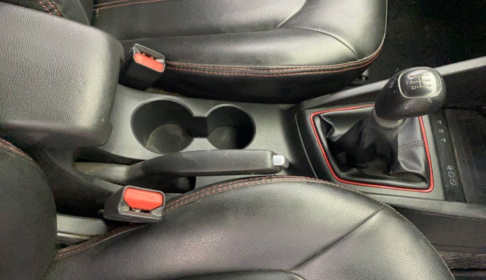 2019 Hyundai Elite i20 SPORTZ PLUS 1.2 DUAL TONE, Petrol, Manual, 23,356 km, Gear Lever