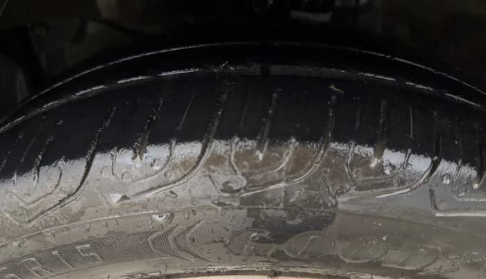 2018 Honda Amaze 1.2L I-VTEC V CVT, CNG, Automatic, 1,13,049 km, Left Front Tyre Tread