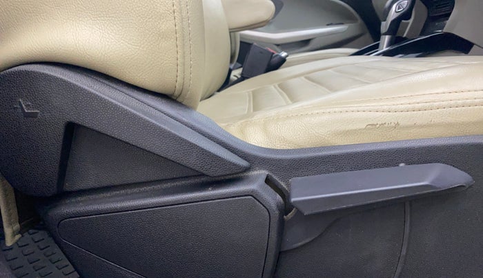 2016 Ford Ecosport TITANIUM 1.5L PETROL AT, Petrol, Automatic, 74,404 km, Driver Side Adjustment Panel